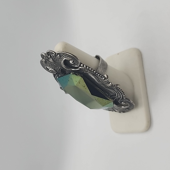 GASOLINE GLAMOUR FORTUNE TELLER RING DRAGON GREEN 💚 - Picture 3 of 6
